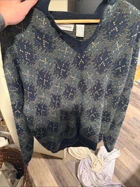 Pierre Cardin Navy and Cream Patterned V-Neck Sweater